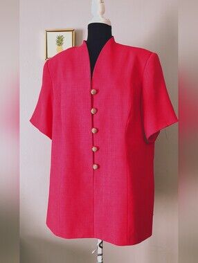 Bright Pink Structured Short-Sleeve Jacket with Gold Buttons
